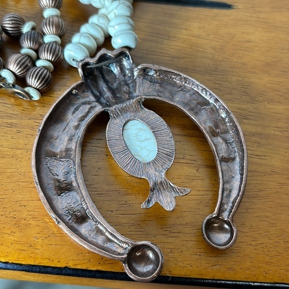 Mesquite Pearl Necklace - Picture 4 of 4